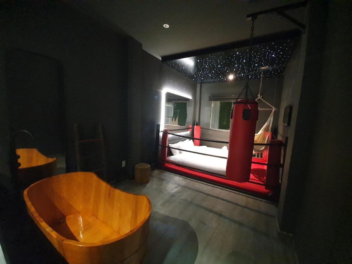 Language Exchange Hotel 3 胡志明市 外观 照片
