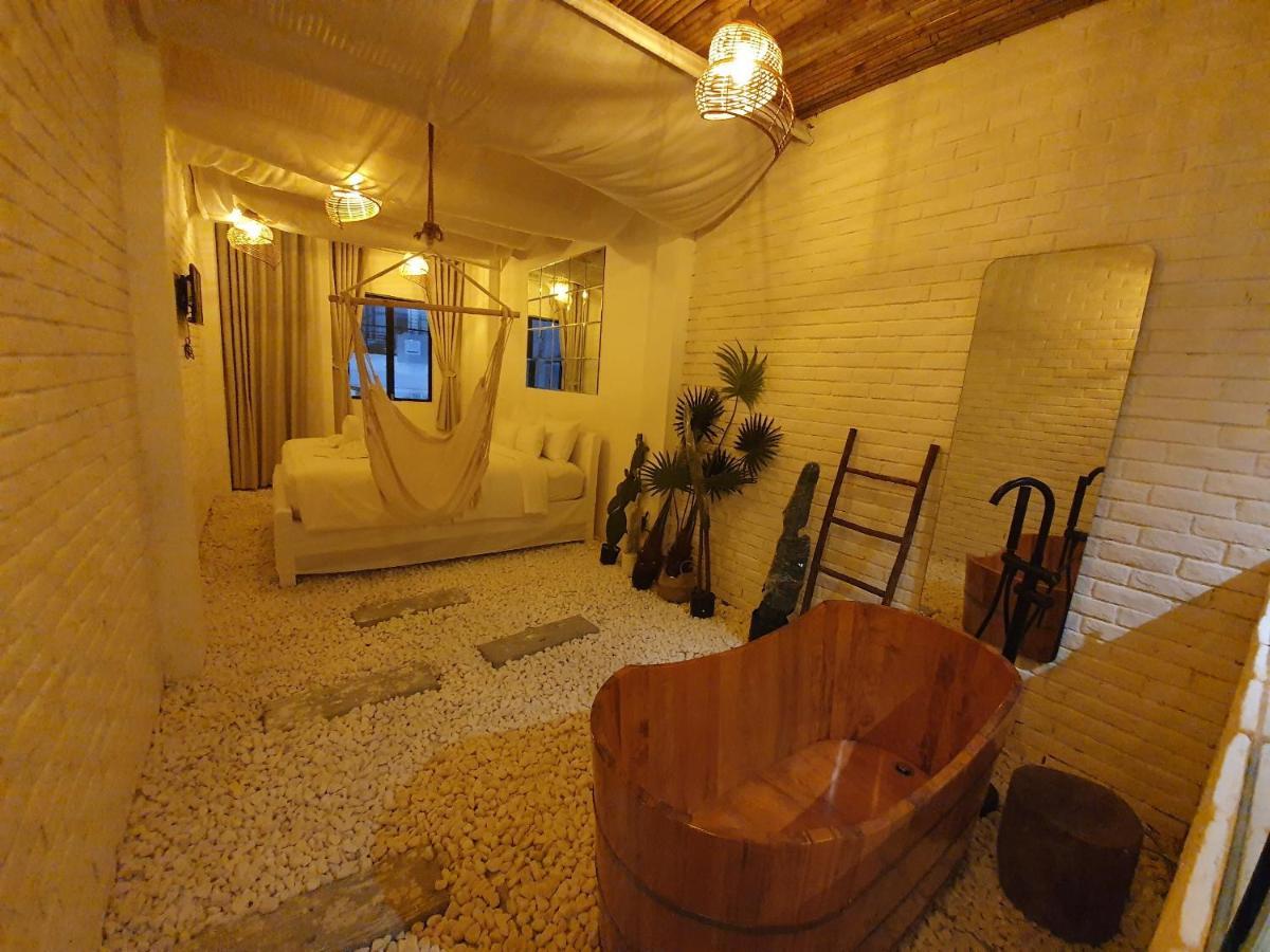 Language Exchange Hotel 3 胡志明市 外观 照片