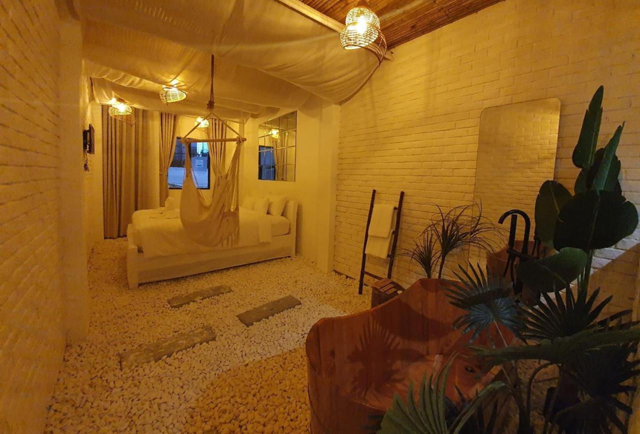 Language Exchange Hotel 3 胡志明市 外观 照片