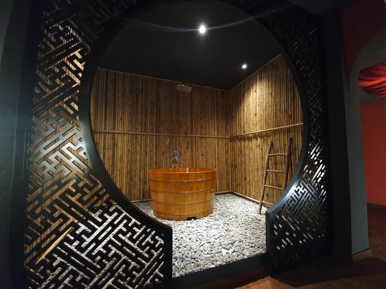 Language Exchange Hotel 3 胡志明市 外观 照片