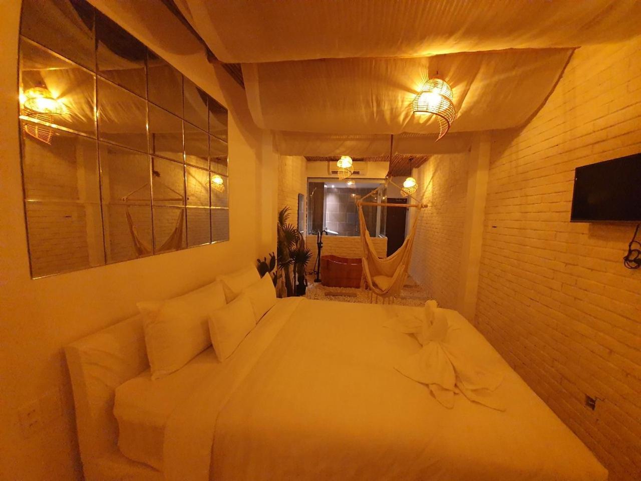 Language Exchange Hotel 3 胡志明市 外观 照片